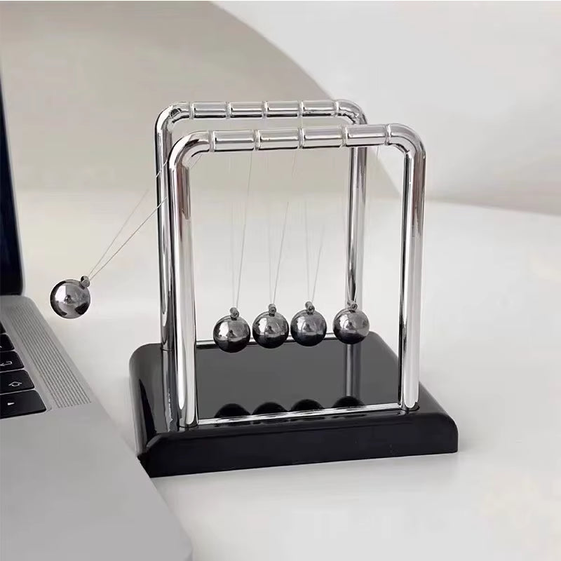 Newton 'S Cradle Pendulum Small Science Physics Gadget Desktop Balance Toy Stress Relief Gifts for Office Home